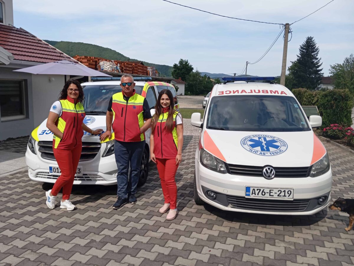 Sanitetski prevoz iz Düsseldorfa u BiH, Hrvatsku i Srbiju – sanitetsko vozilo